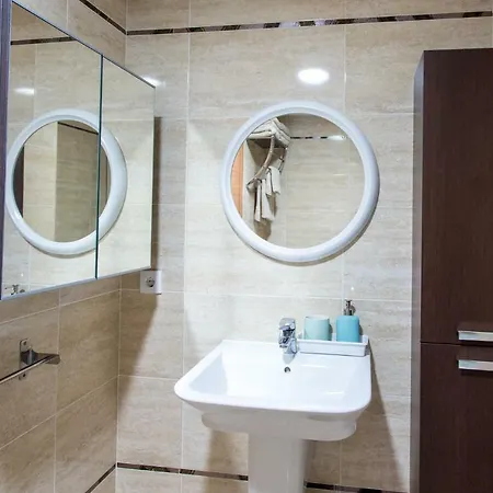 Apartman On The Beach,pool,wifi,garage,valencia