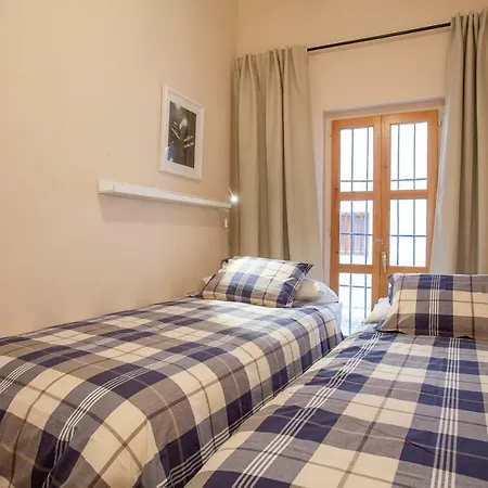 Apartament Fos *