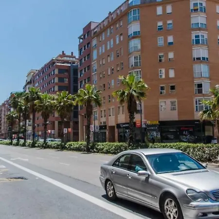 Penthouse With Terrace 40m2 With Wide Views 10mn Walking From Center Valencia