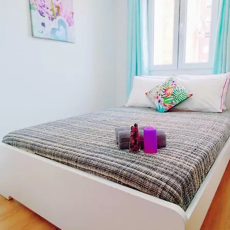 On-line Luxury Apart Sollana 6, Free Wi-fi شقة *