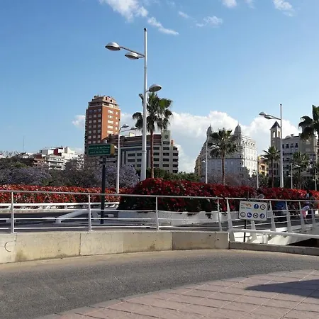 Angel Guimera & Breakfast Valencia