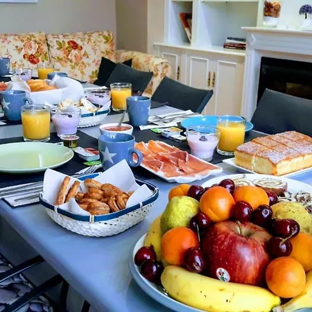 Angel Guimera & Breakfast Valencia