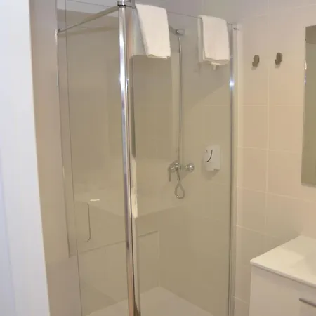 Bet - Abastos アパートホテル 4*