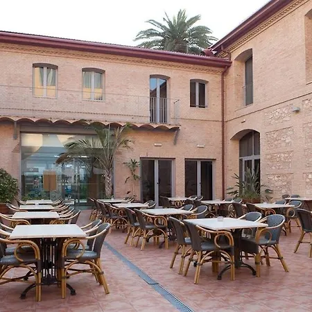 Dwo Hotell 4*