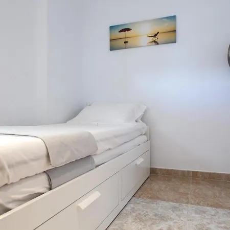 Apartamento 2 En Oliva Tossal Gros Apartman