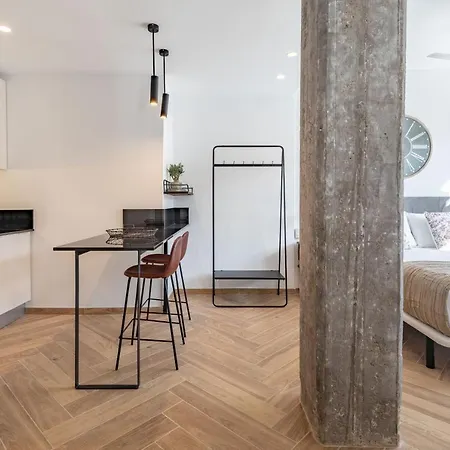 Goerlich By Alma Walencja