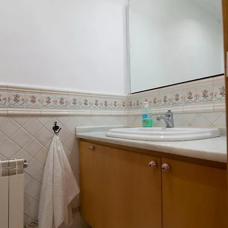 Junto Al Mercado De Ruzafa * Валенсия