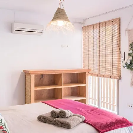 Banana Patacona Bed & Breakfast Alboraia