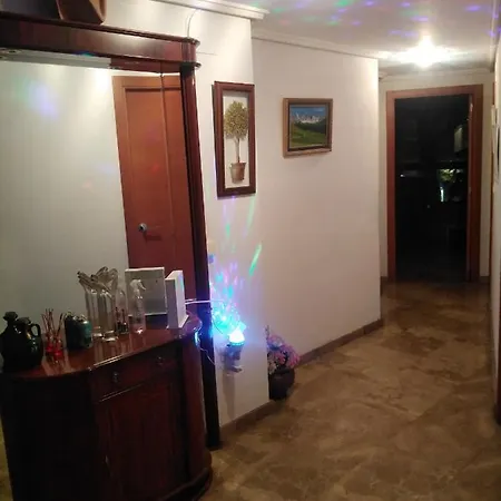 Una Disponible En Piso Compartido *