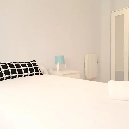 Cozy 3 Bedroom 1 Bathroom By Joaquin Sorolla Station Appartement
