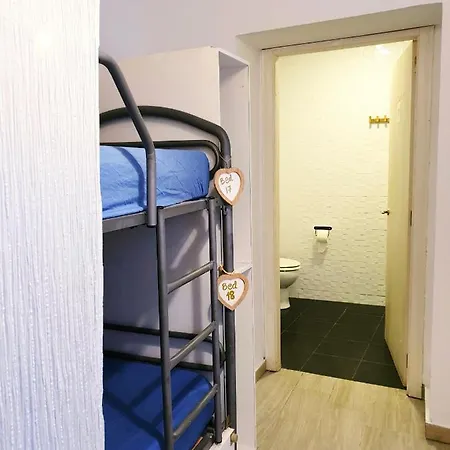 호스텔 La Casa Del Colibri Youth (adults Only)