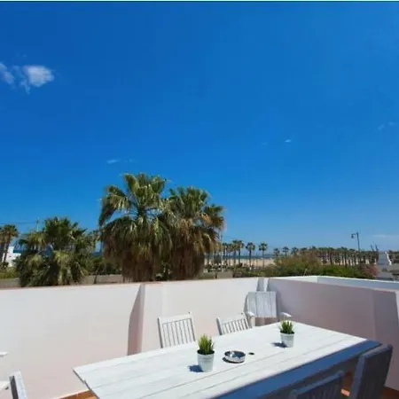 Сasa de vacaciones Beach House Terrace *