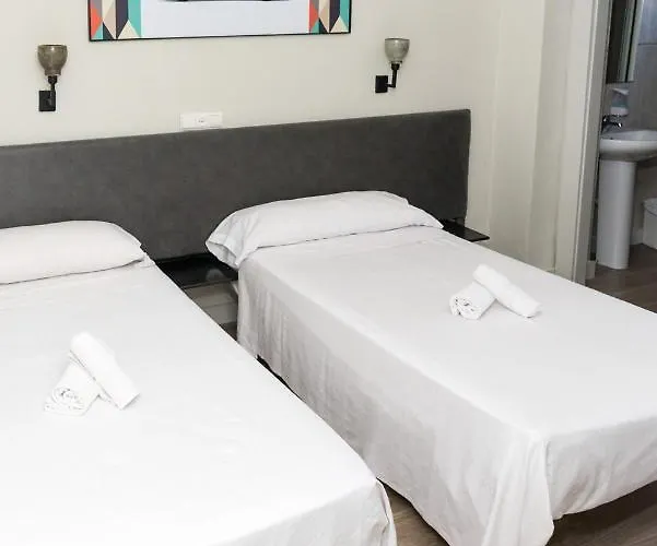 ゲストハウス Nwt Station