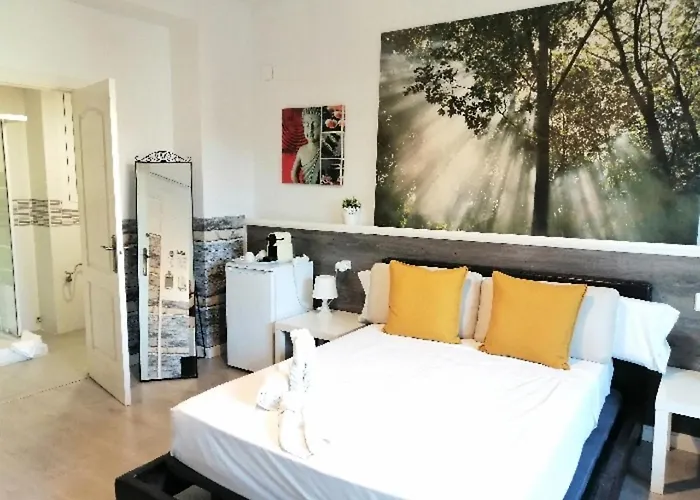 Suits You: Adults-only Centro Historico With Auto Check-in Valencia