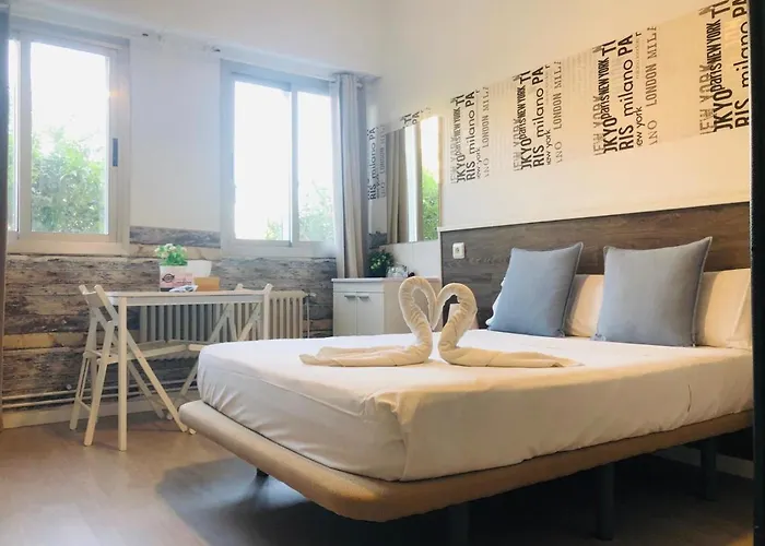 Suits You: Adults-only Centro Historico With Auto Check-in 2* Valencia