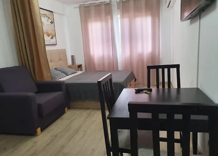 아파트 Versus Near Of Arts