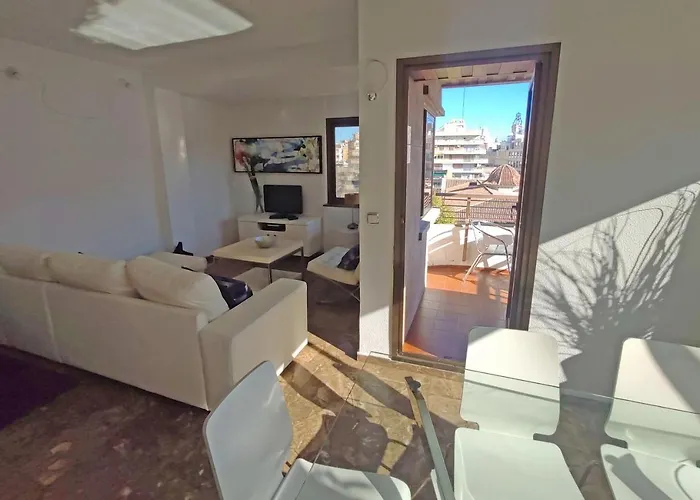 Sunny With Fantastic Terrace Views! *