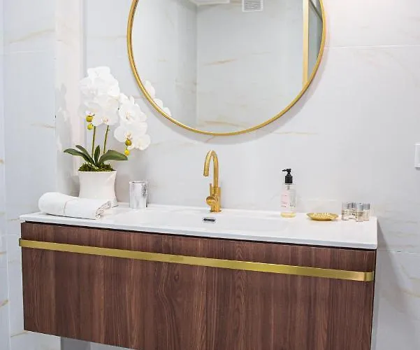 Laura Campanar * Βαλένθια