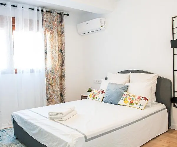 Laura Campanar * Βαλένθια