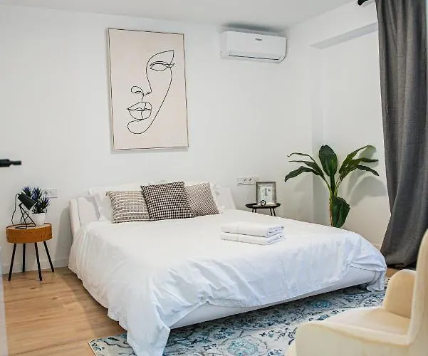 Laura Campanar * Βαλένθια