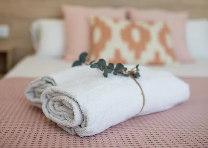 Florit Flats - Port Ii