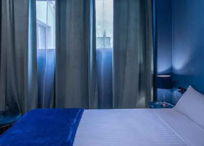 Hografic 2* Valencia