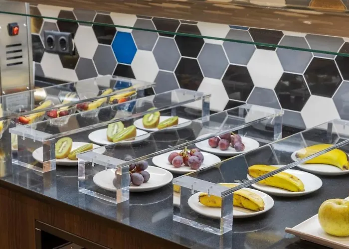 Ilunion 4 4* Valencia