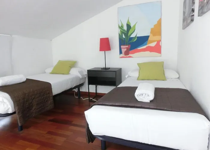 Total * فالنسيا