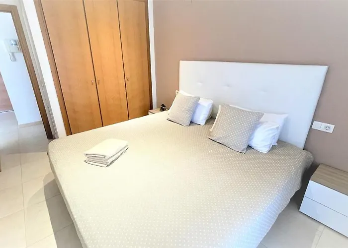 Luxury A40-35 With Terrace And Sea Views Appartement Valence