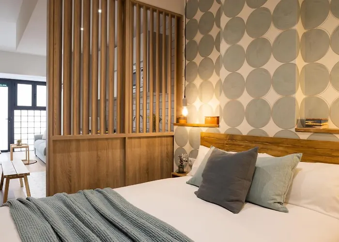 Florit Flats - The Maritim Serreria 4* Valencia