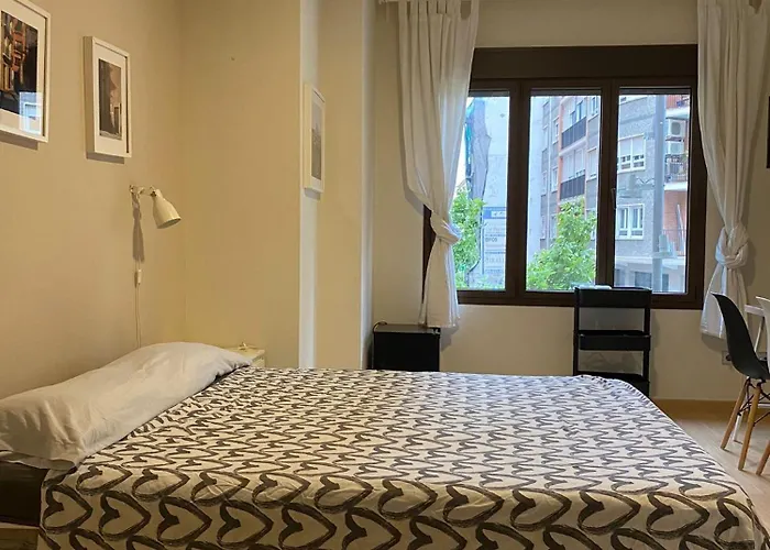 Con Encanto Junto Al Mercado 게스트하우스 발렌시아