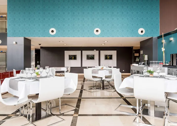 Ilunion Aqua 4 Hotel 4*