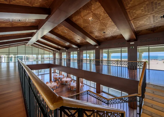 Arenas Balneario Ξενοδοχείο 5*