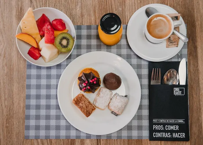 One Shot Reina Victoria Hotel 4*