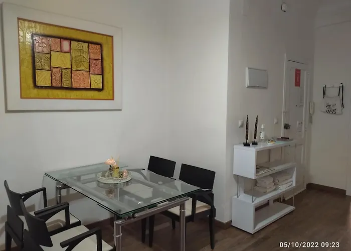 Luminoso * La Marina De *