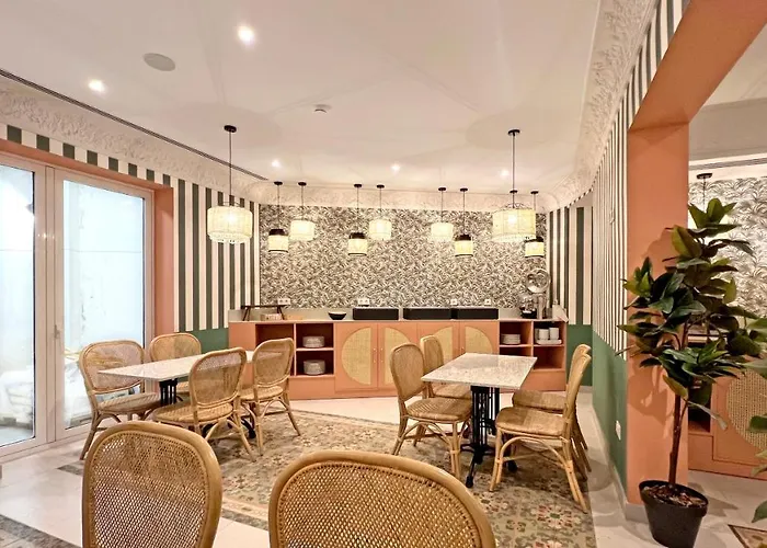 Soho Boutique Turia Hotel 4*