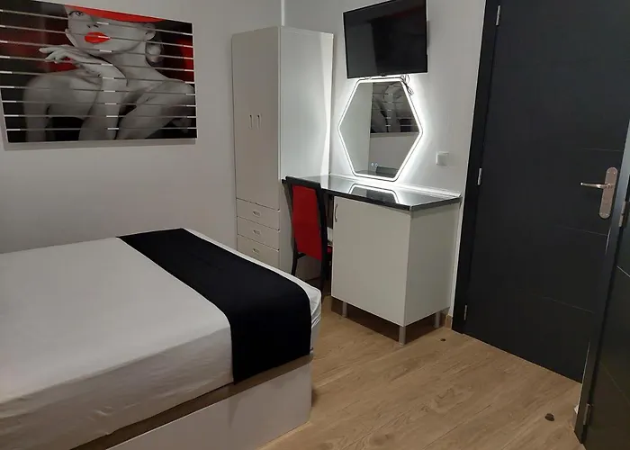 Hotel Rous - Solo Adultos *