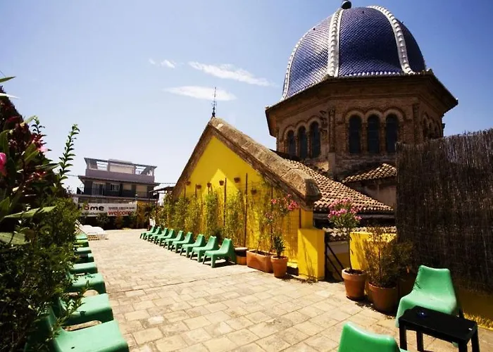 Hostel Feetup Backpackers