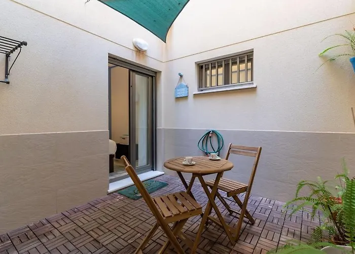 Apartup Patacona Azzure 公寓 *