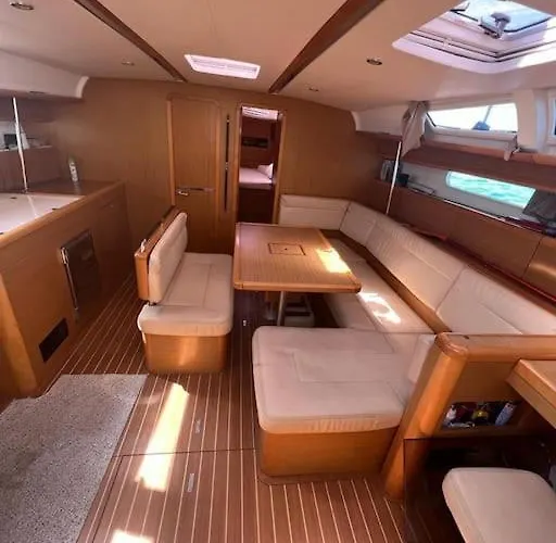 Velero Monia Valencia