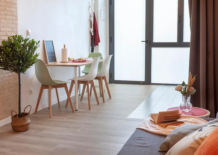 아파트 Nb - Cozy Loft Steps From Of Arts & Sciences *