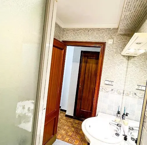 Δωμάτια σε οικογενειακή κατοικία Alojamiento