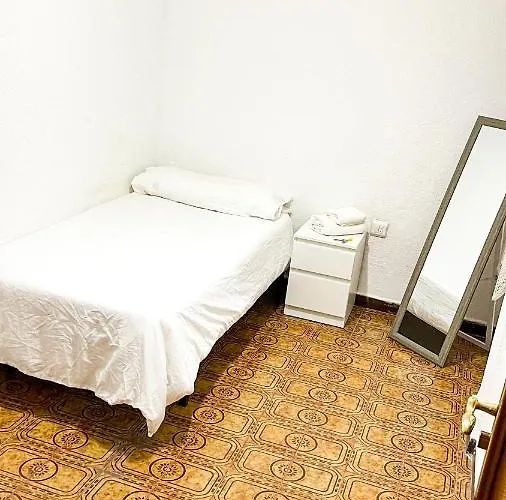 Δωμάτια σε οικογενειακή κατοικία Alojamiento Βαλένθια