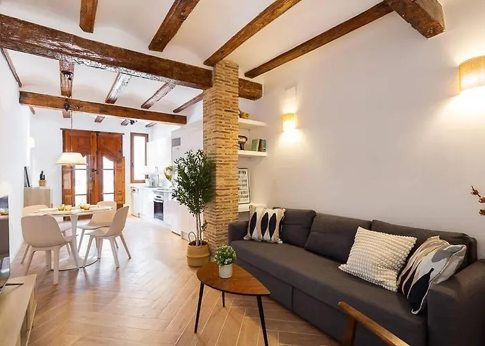 Beautiful Restored House With Terrace