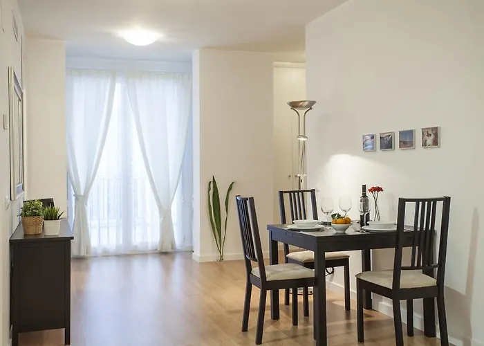 Singularstays Plaza Redonda