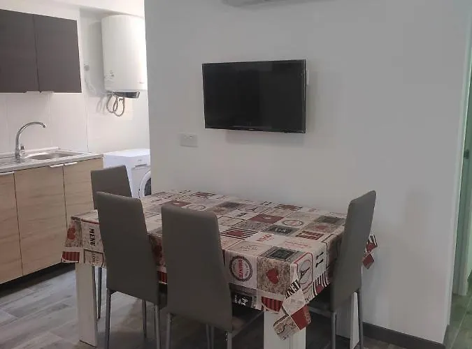 Four Διαμέρισμα