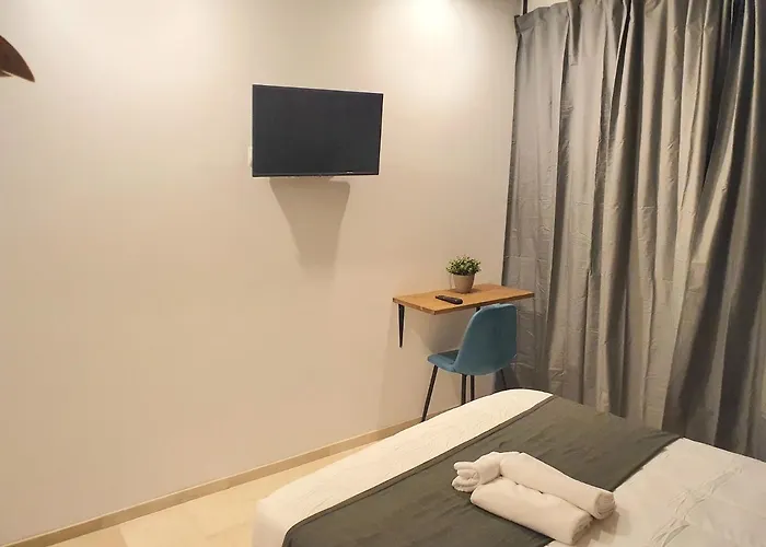 بيت شباب Plaza Resest *