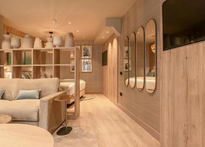 فندق The Valentia Corretgeria 4*