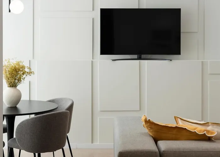 Blanq Marina Suites Valencia