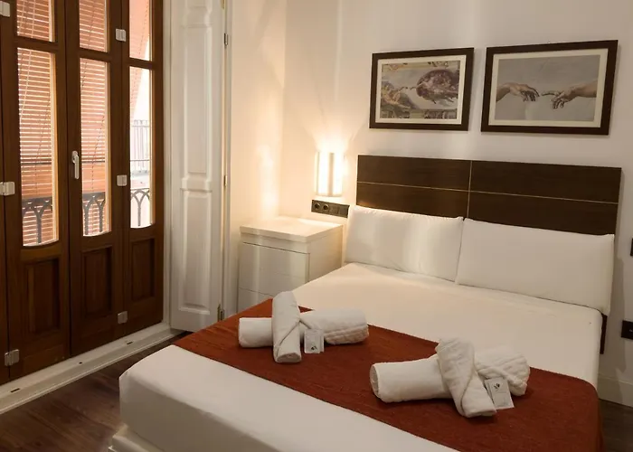 Market - Queen Square - Mid-term